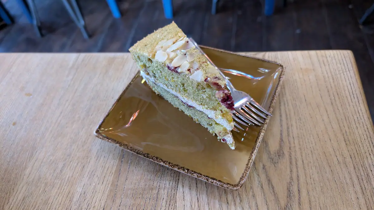 Nadia Celebration Cake – cake maker in Wolverhampton town centre